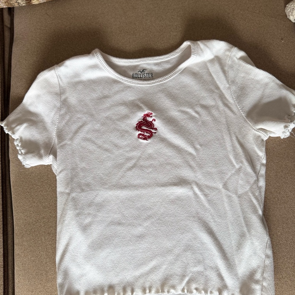 Hollister White Baby Tee with Red Dragon Embroidery Size XS